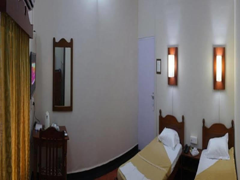 The Caravela Homestay Panaji Luaran gambar