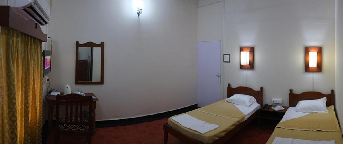 The Caravela Homestay Panaji Luaran gambar