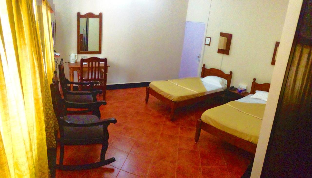 The Caravela Homestay Panaji Luaran gambar